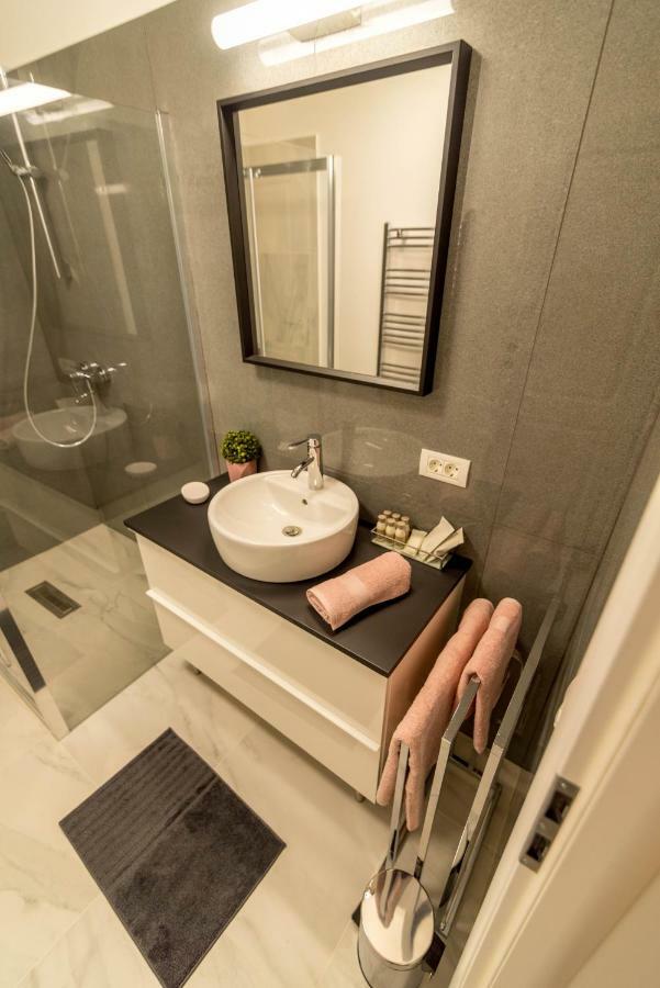 Central Premium Suites Timişoara Exterior foto